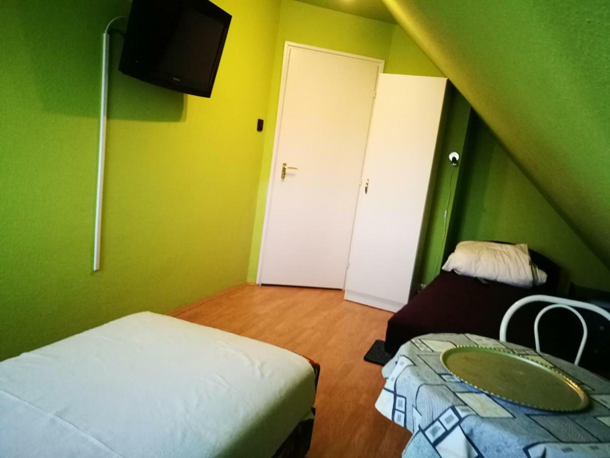 Paterdombi Vendeghaz Hotell Zalaegerszeg Exteriör bild