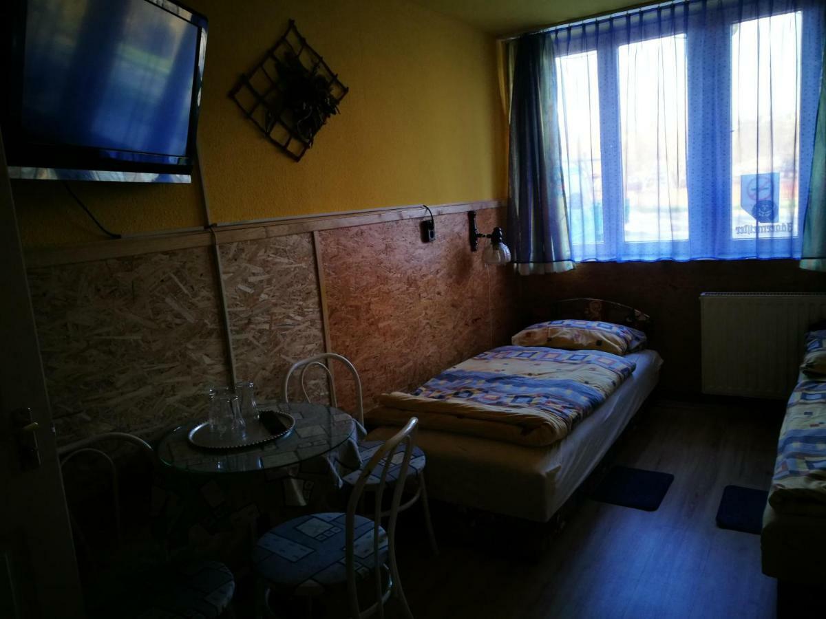 Paterdombi Vendeghaz Hotell Zalaegerszeg Exteriör bild